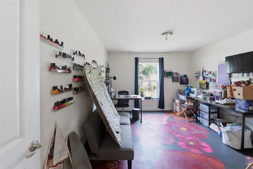 12270 House Finch Road Weeki Wachee FL 34614