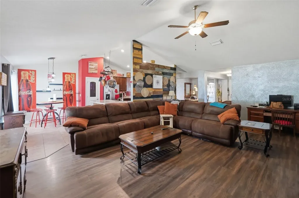 12270 House Finch Road Weeki Wachee FL 34614