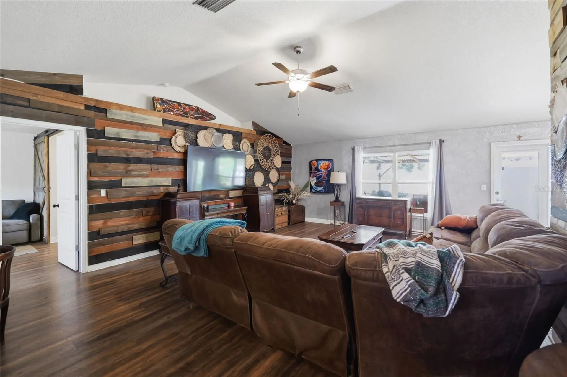 12270 House Finch Road Weeki Wachee FL 34614