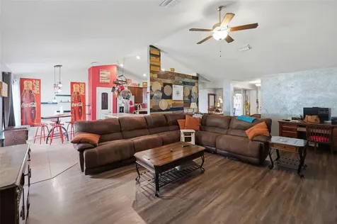 12270 House Finch Road Weeki Wachee FL 34614