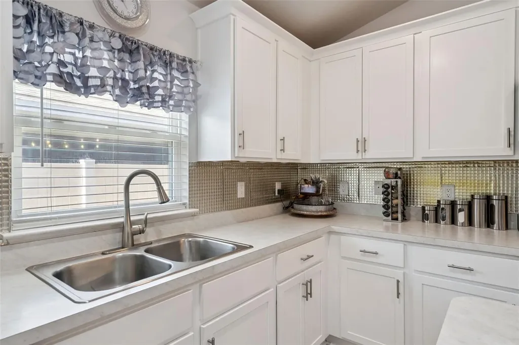 1106 Citrus Landings Boulevard Davenport FL 33837