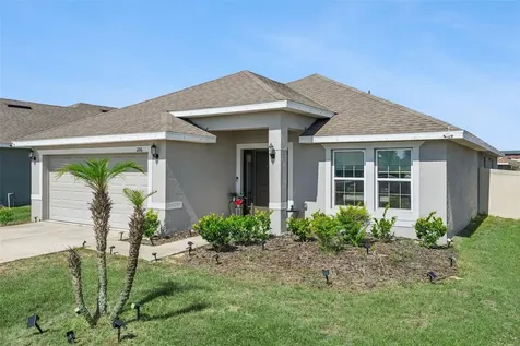 1106 Citrus Landings Boulevard Davenport FL 33837