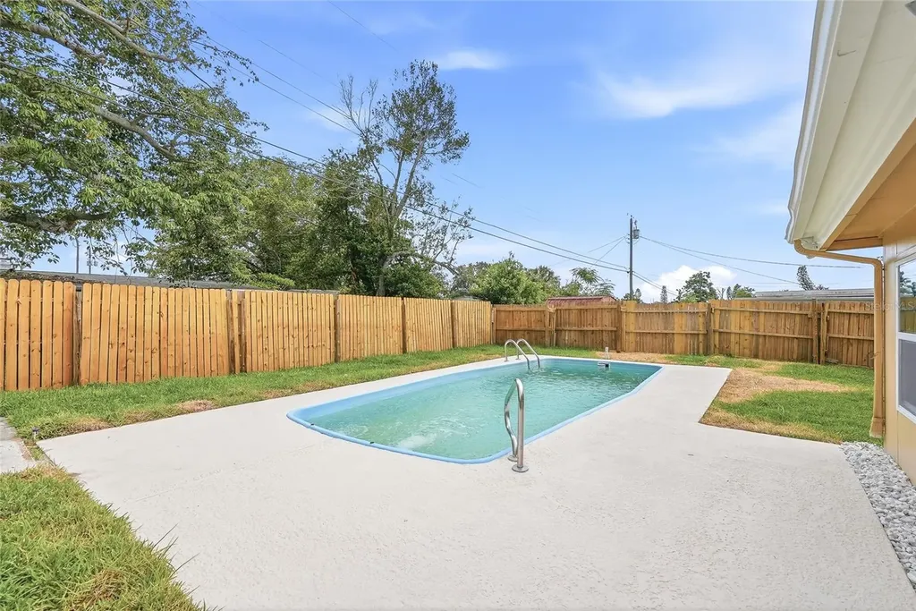 2048 Hess Drive Holiday FL 34691