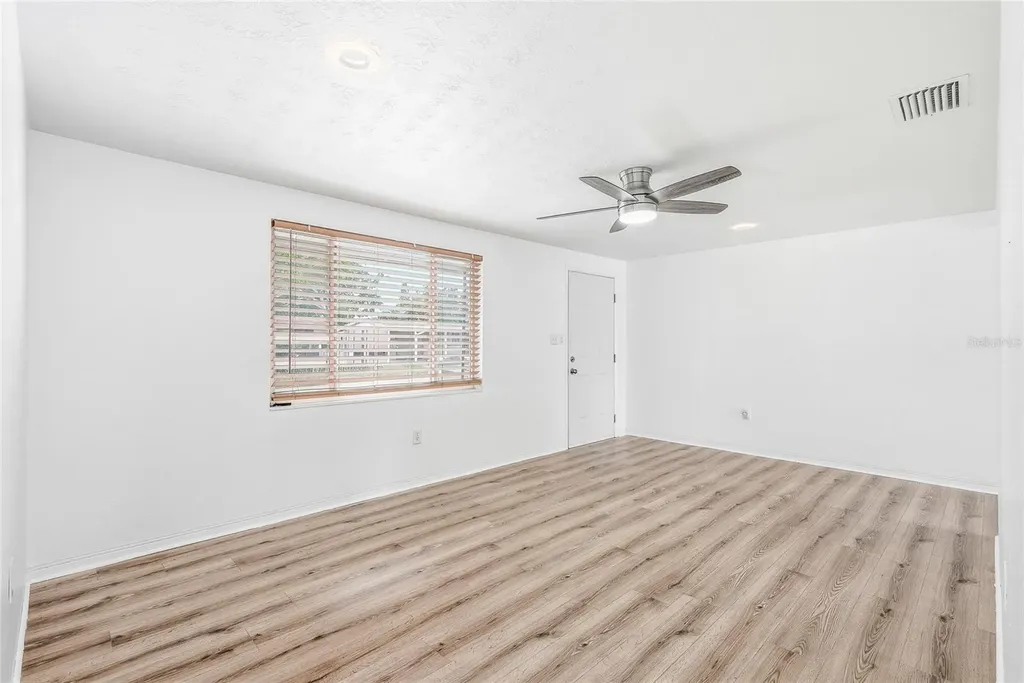 2048 Hess Drive Holiday FL 34691