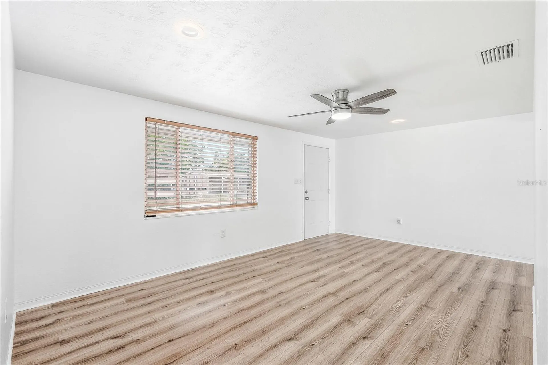 2048 Hess Drive Holiday FL 34691