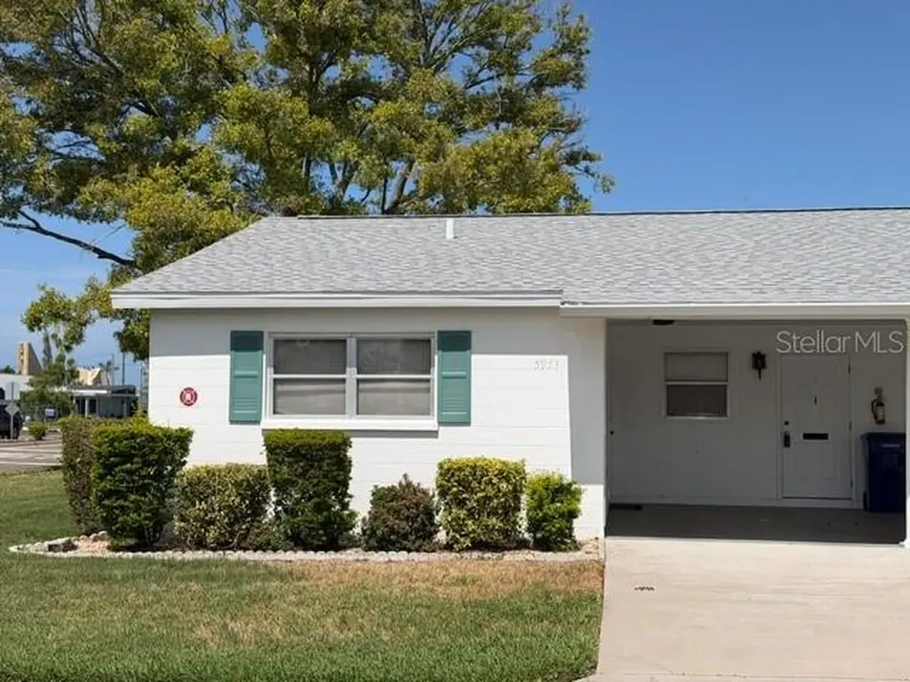 5973 Hibiscus Drive Bradenton FL 34207