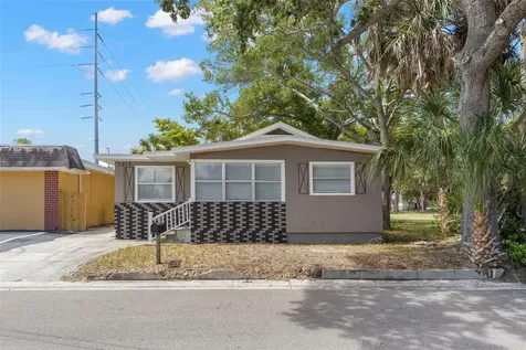 1015 Metto Street Clearwater FL 33755