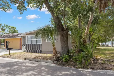 1015 Metto Street Clearwater FL 33755