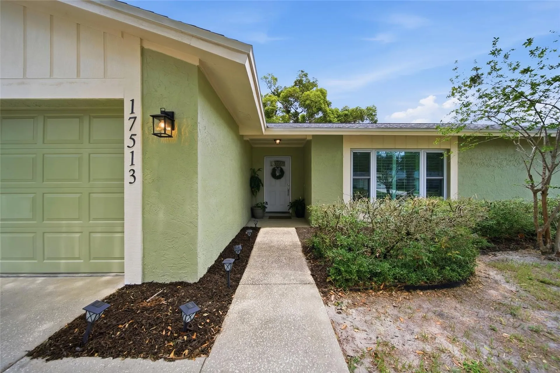 17513 Shadyside Circle Lutz FL 33549