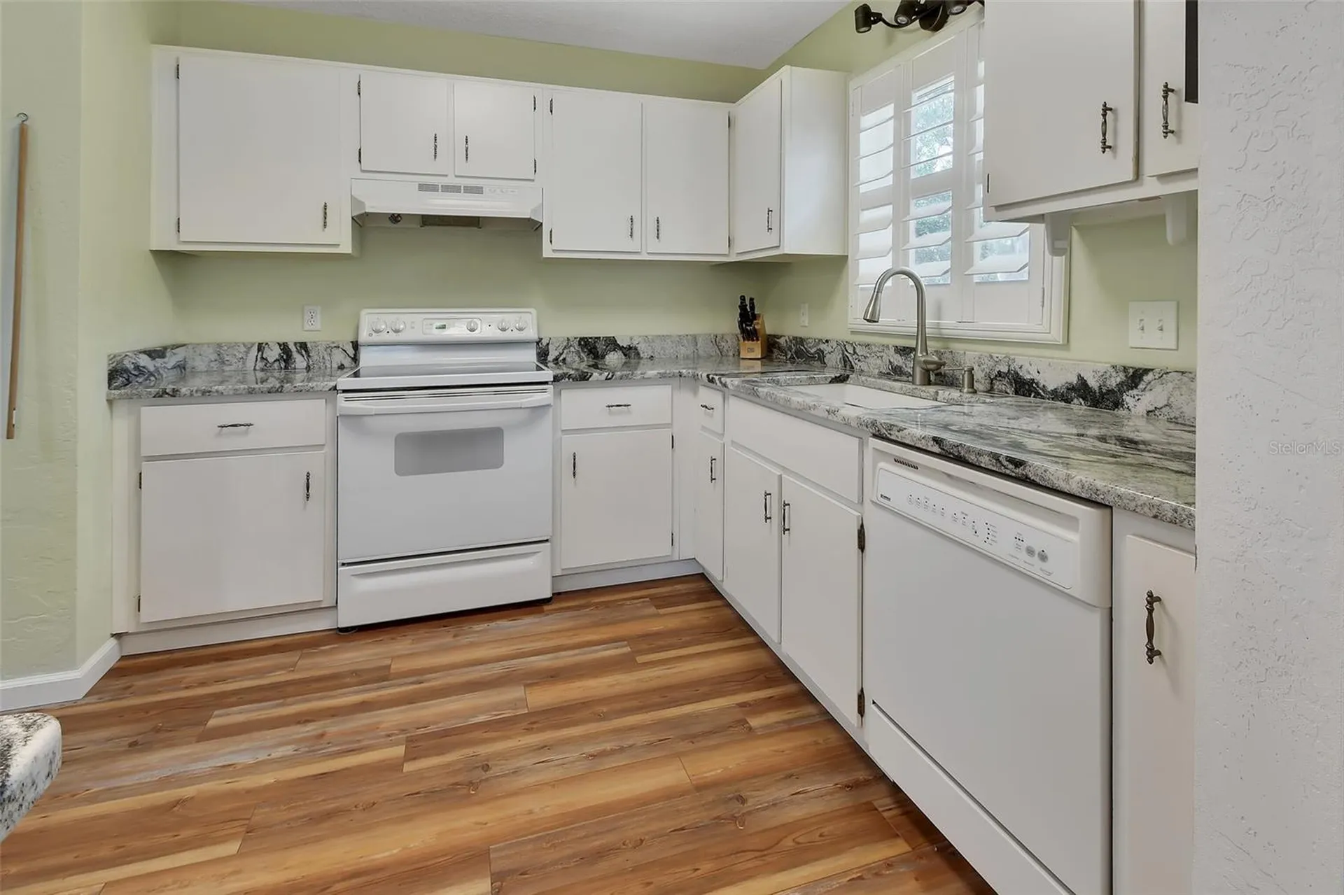 720 S Hill Avenue Deland FL 32724