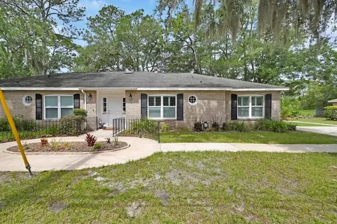 720 S Hill Avenue Deland FL 32724