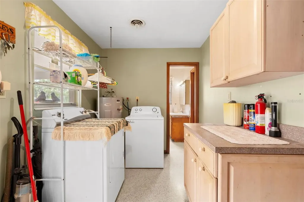 6608 24th Avenue E Bradenton FL 34208