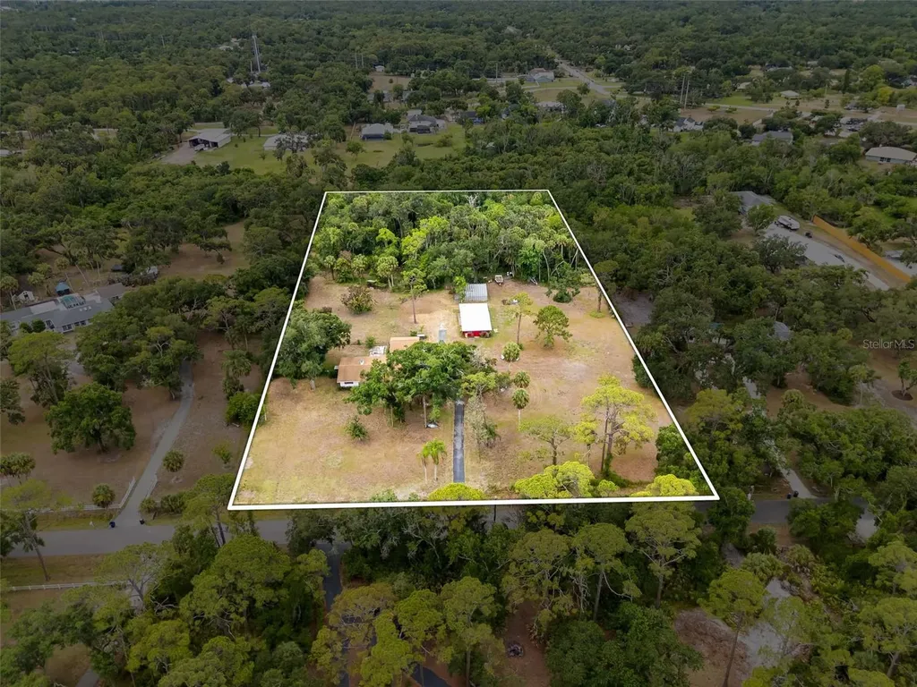 6608 24th Avenue E Bradenton FL 34208