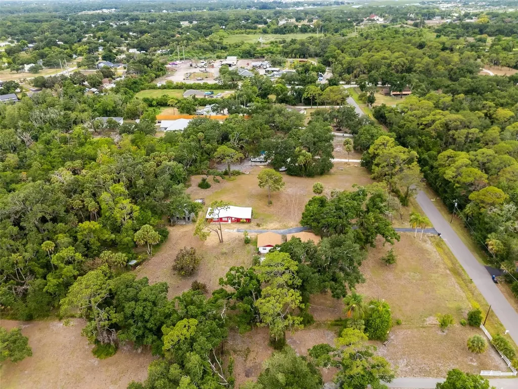 6608 24th Avenue E Bradenton FL 34208