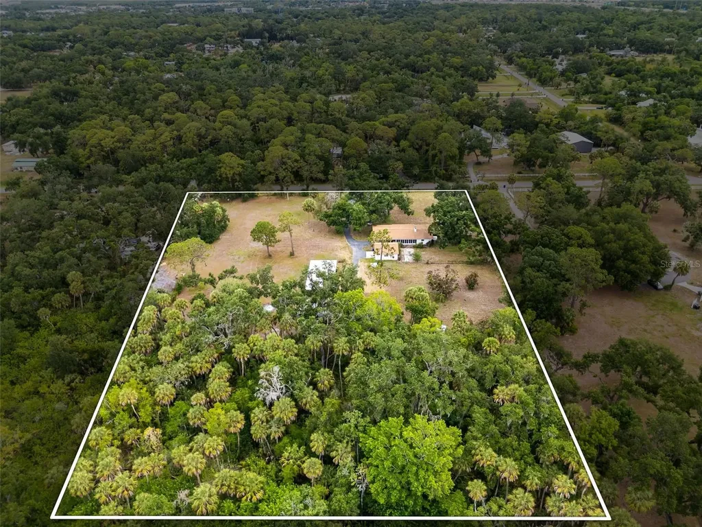 6608 24th Avenue E Bradenton FL 34208