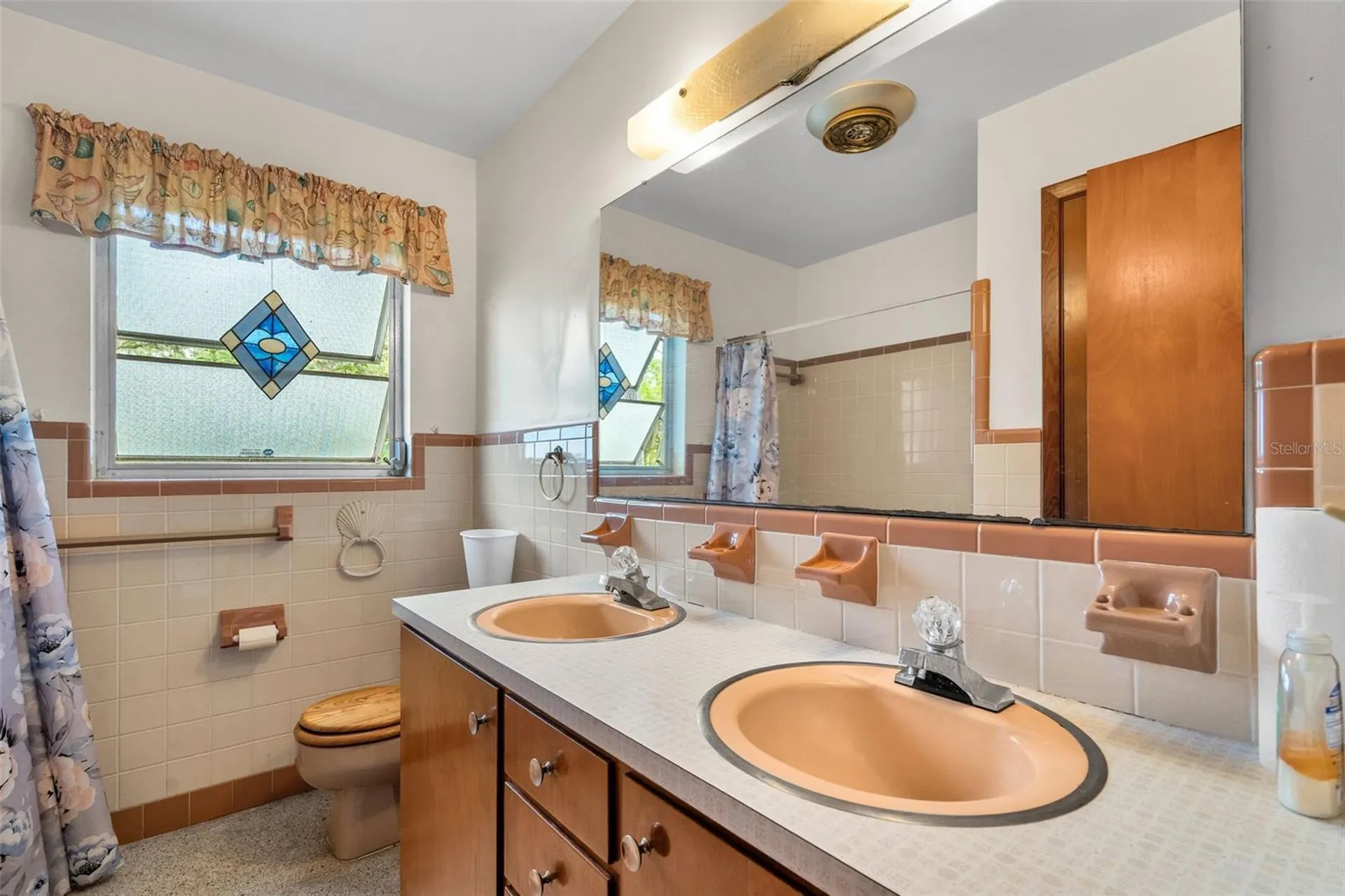 6608 24th Avenue E Bradenton FL 34208