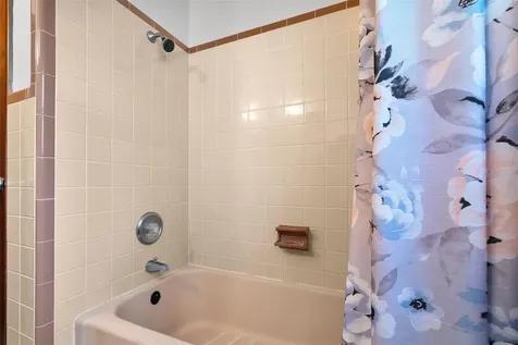 6608 24th Avenue E Bradenton FL 34208