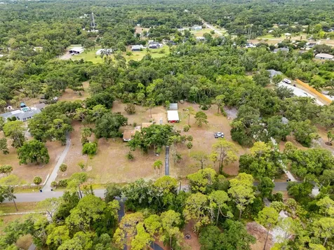 6608 24th Avenue E Bradenton FL 34208