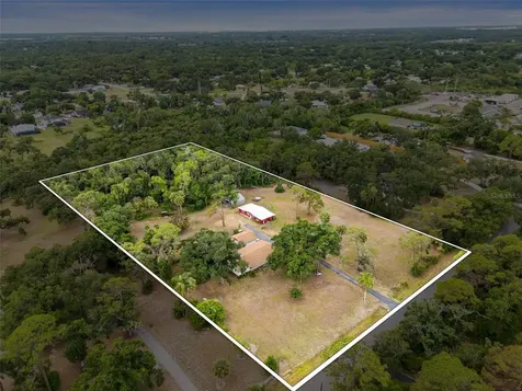 6608 24th Avenue E Bradenton FL 34208
