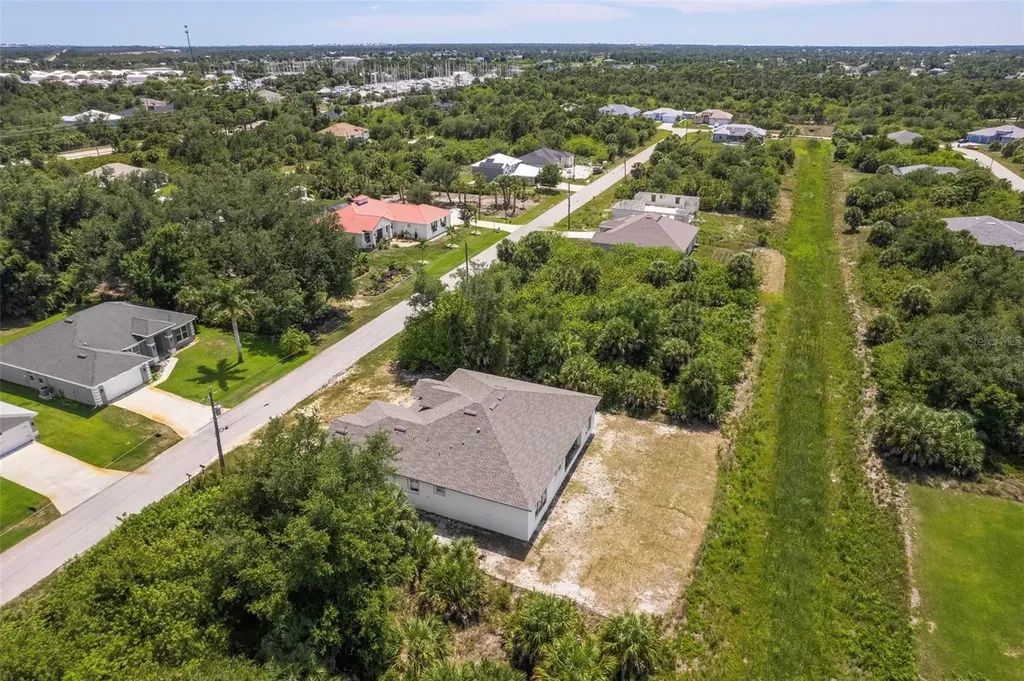 13298 High Springs Avenue Port Charlotte FL 33981