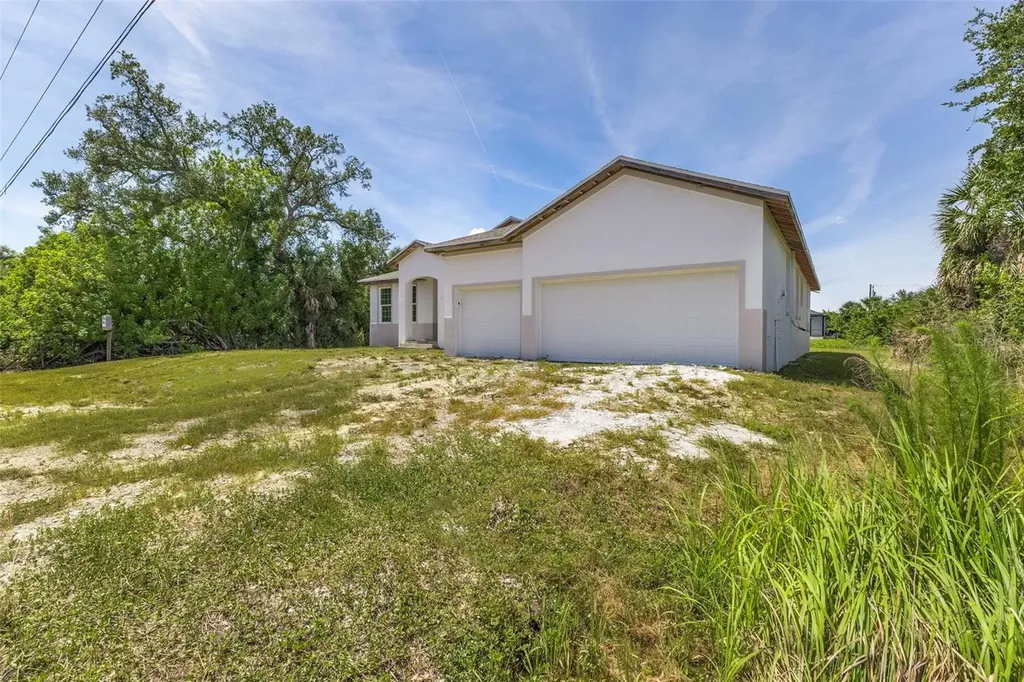 13298 High Springs Avenue Port Charlotte FL 33981