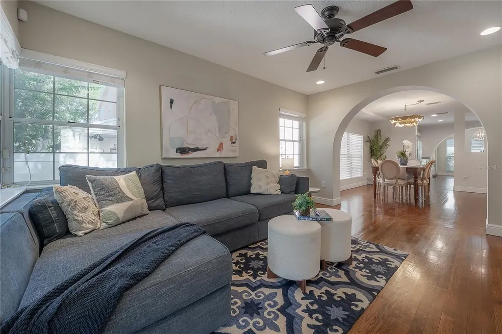 3108 W Villa Rosa Street Tampa FL 33611