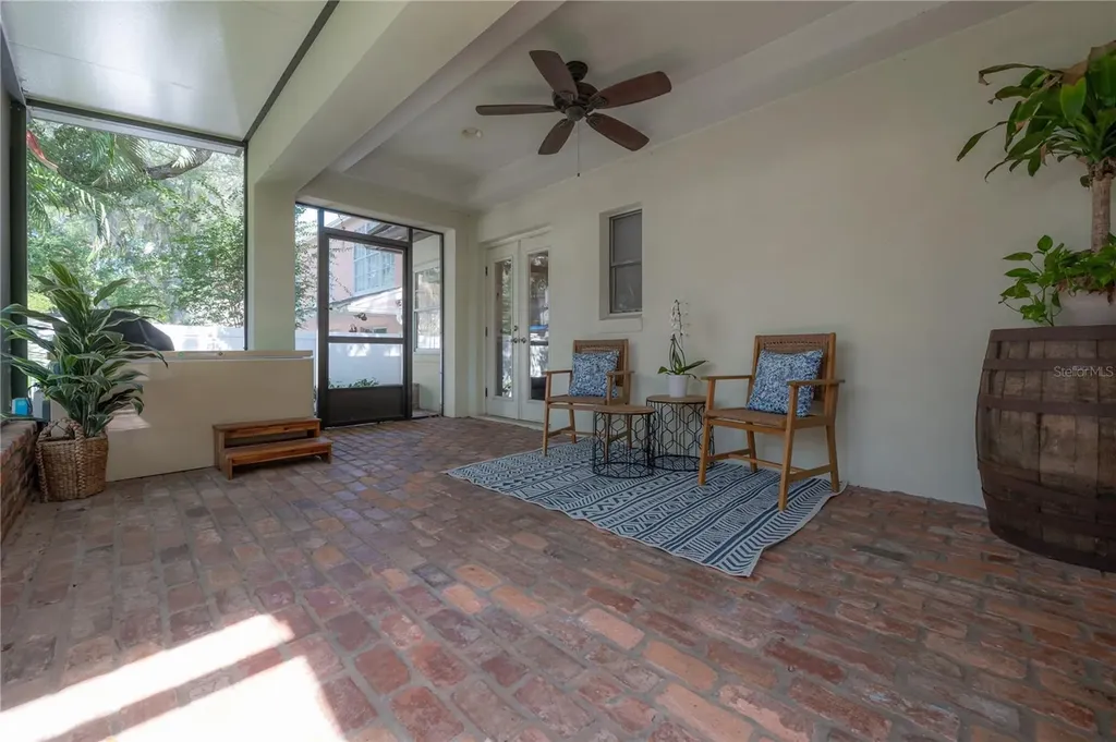 3108 W Villa Rosa Street Tampa FL 33611
