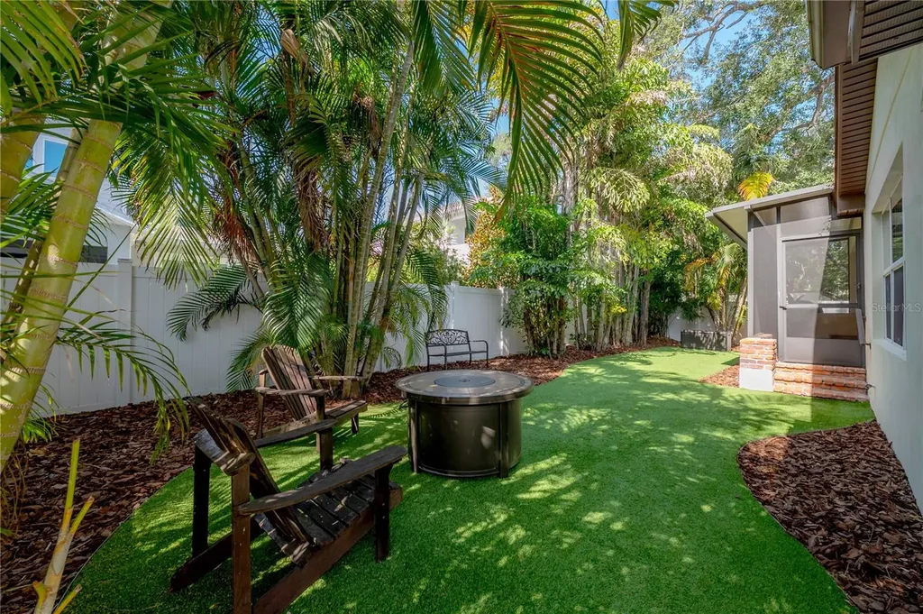 3108 W Villa Rosa Street Tampa FL 33611