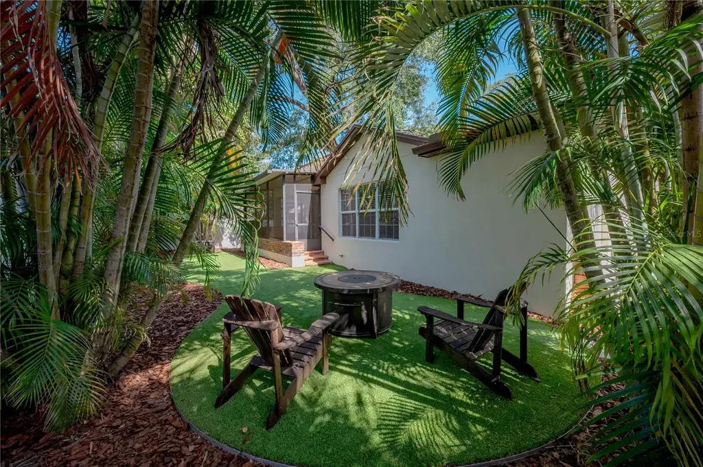 3108 W Villa Rosa Street Tampa FL 33611