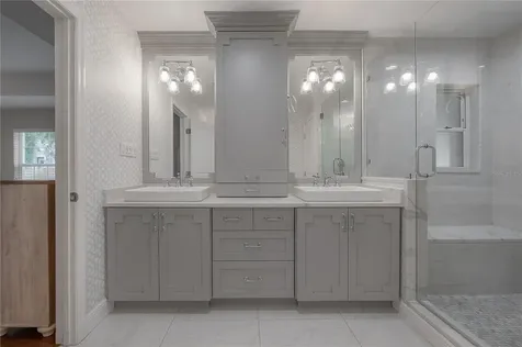 3108 W Villa Rosa Street Tampa FL 33611