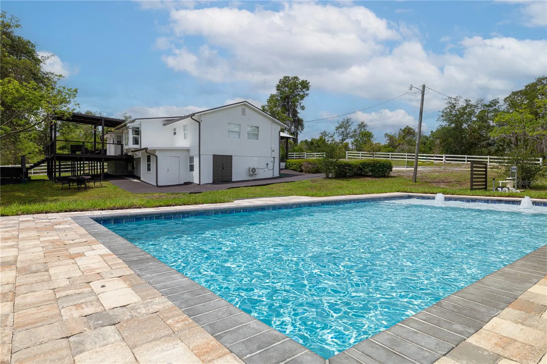 2409 Lake Tiny Road Deltona FL 32738
