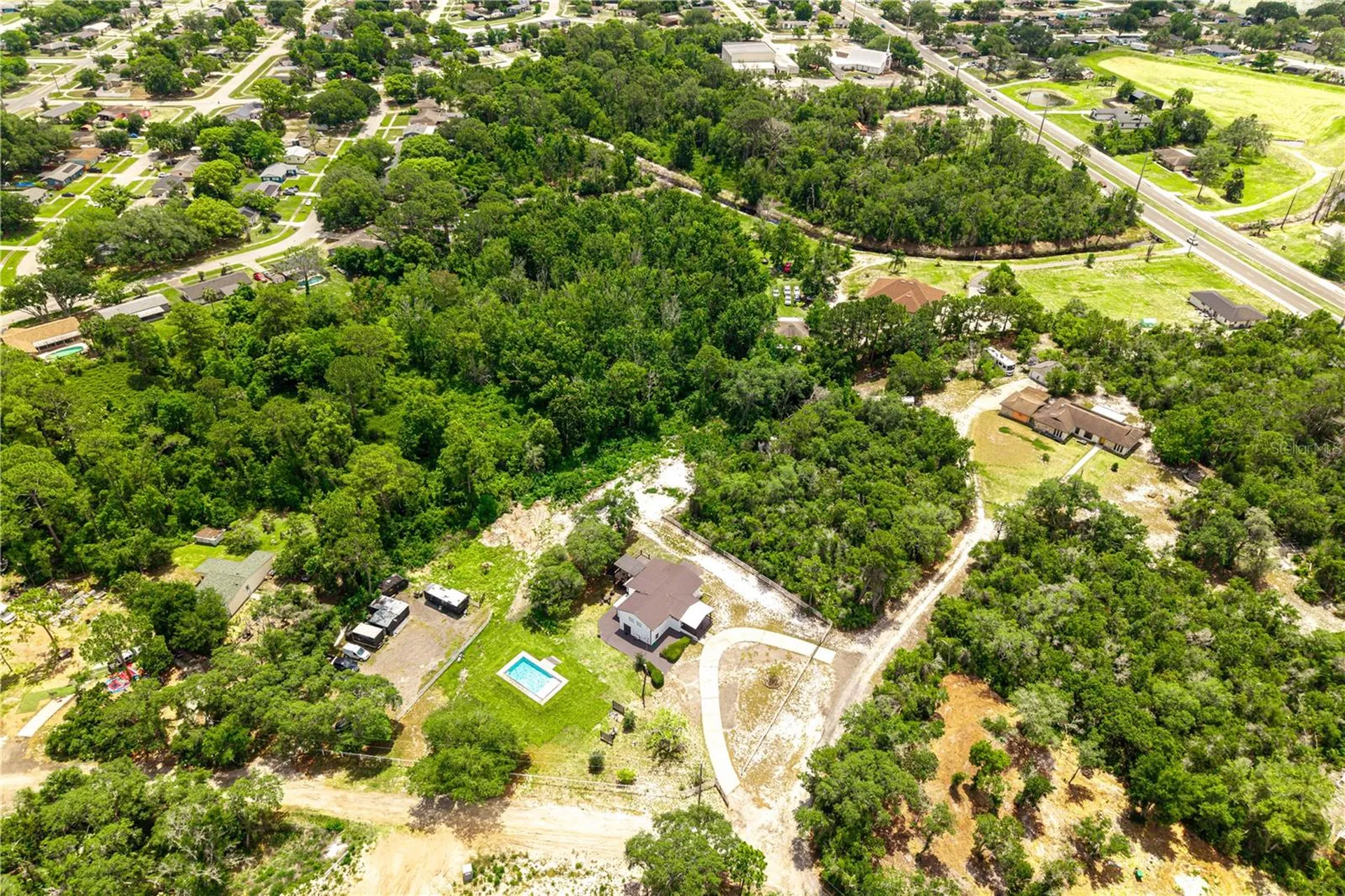 2409 Lake Tiny Road Deltona FL 32738