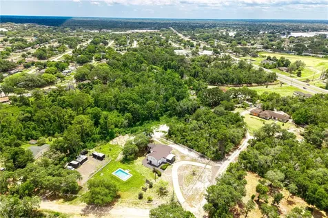 2409 Lake Tiny Road Deltona FL 32738