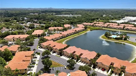 3576 Parkridge Circle Sarasota FL 34243
