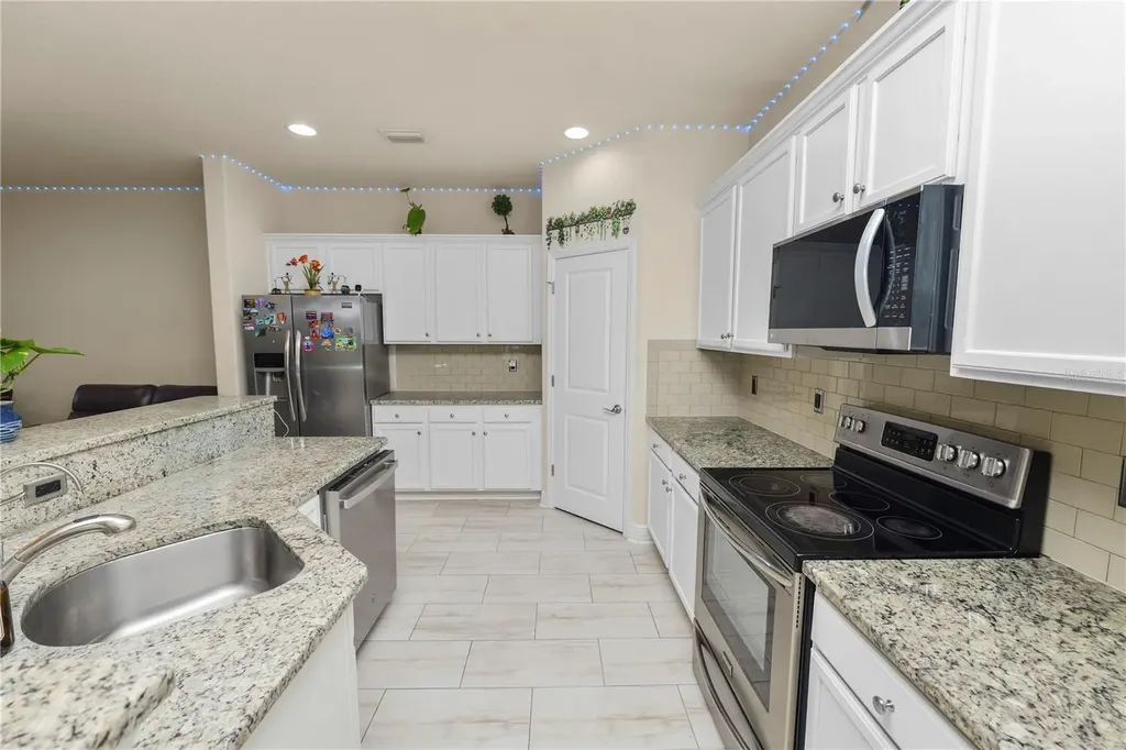 14621 Rocky Brook Drive Tampa FL 33625