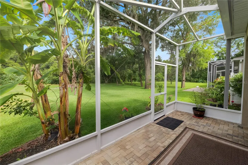 14621 Rocky Brook Drive Tampa FL 33625