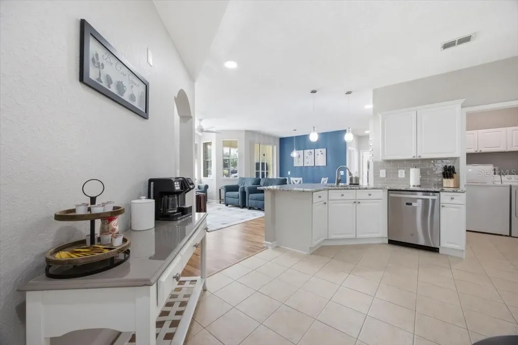 301 Terrace Ridge Circle Davenport FL 33896