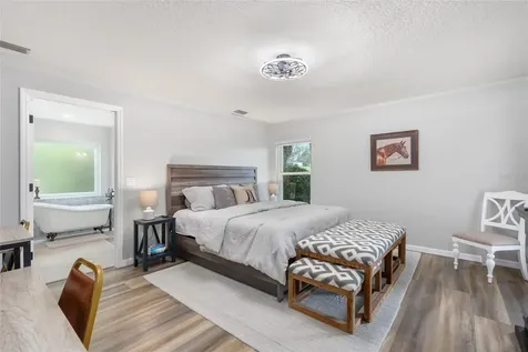 5402 NW 76th Court Ocala FL 34482
