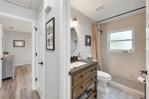 5402 NW 76th Court Ocala FL 34482