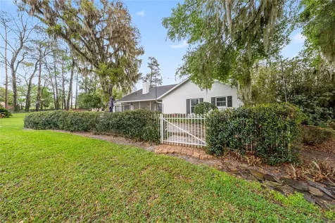 5402 NW 76th Court Ocala FL 34482