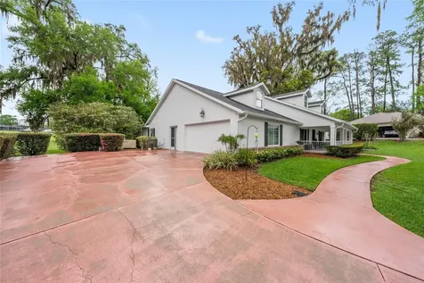 5402 NW 76th Court Ocala FL 34482
