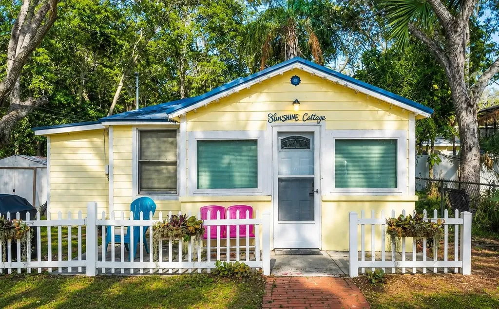 526 5th Avenue N Safety Harbor FL 34695