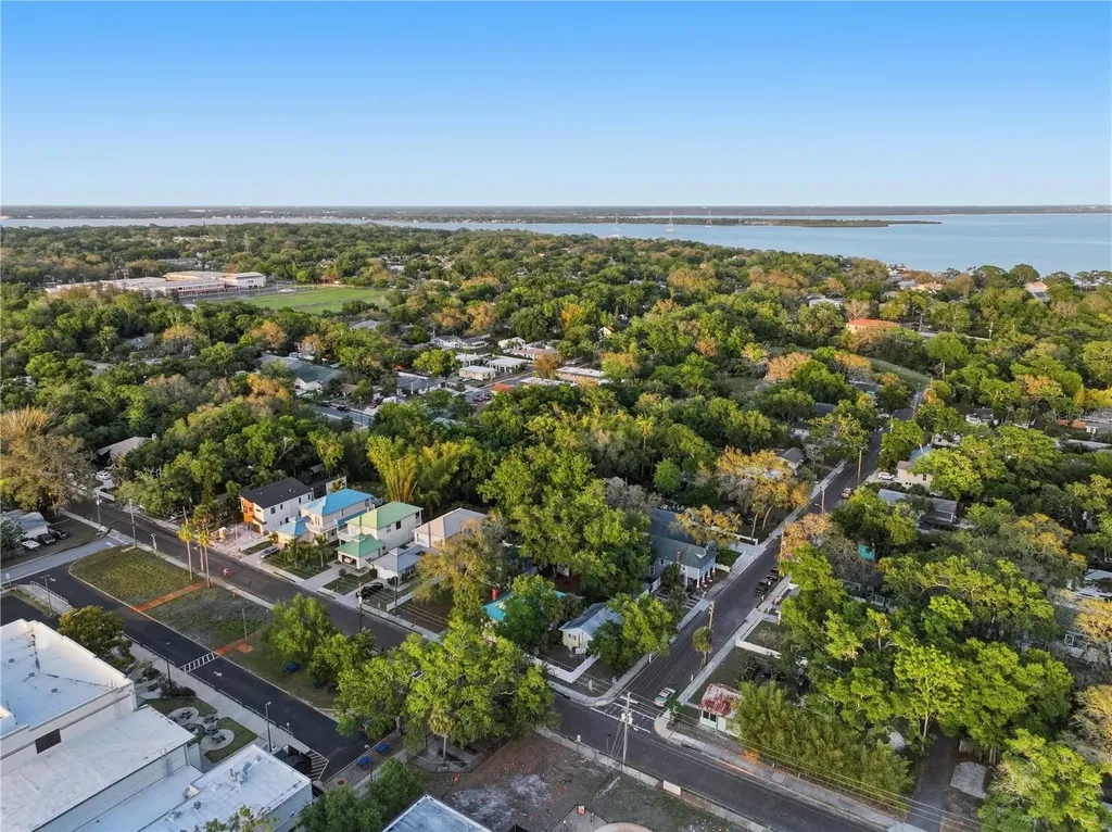 526 5th Avenue N Safety Harbor FL 34695