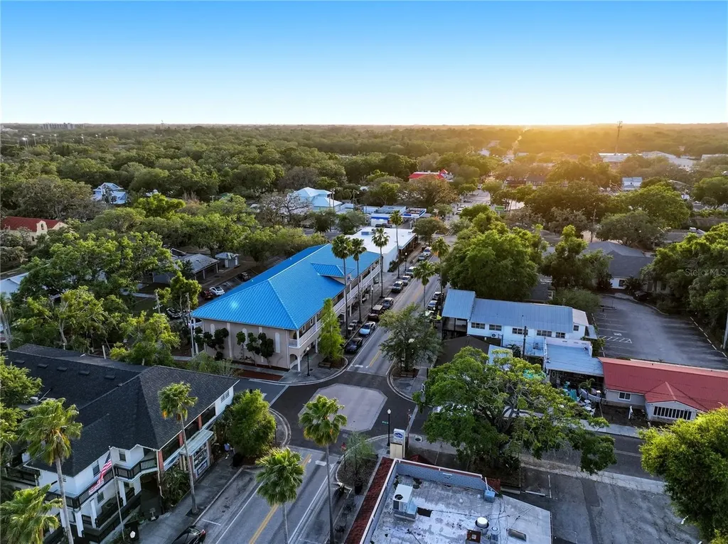 526 5th Avenue N Safety Harbor FL 34695