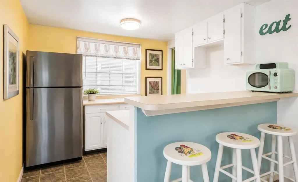 526 5th Avenue N Safety Harbor FL 34695