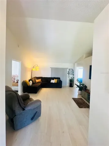 340 Edgewood Court Kissimmee FL 34759