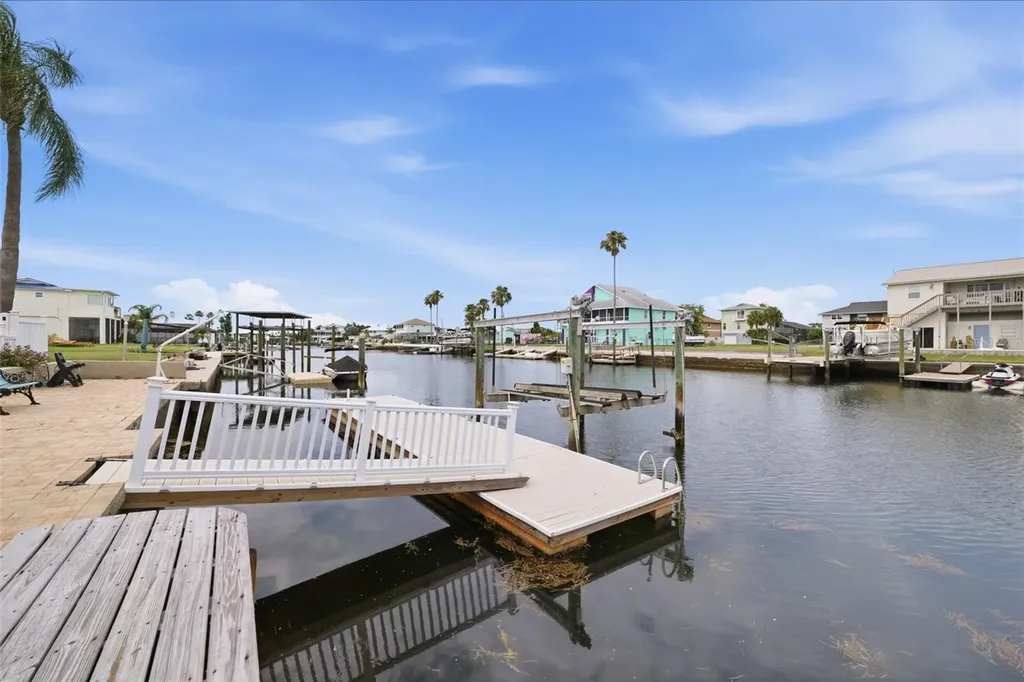 4262 Paradise Circle Hernando Beach FL 34607