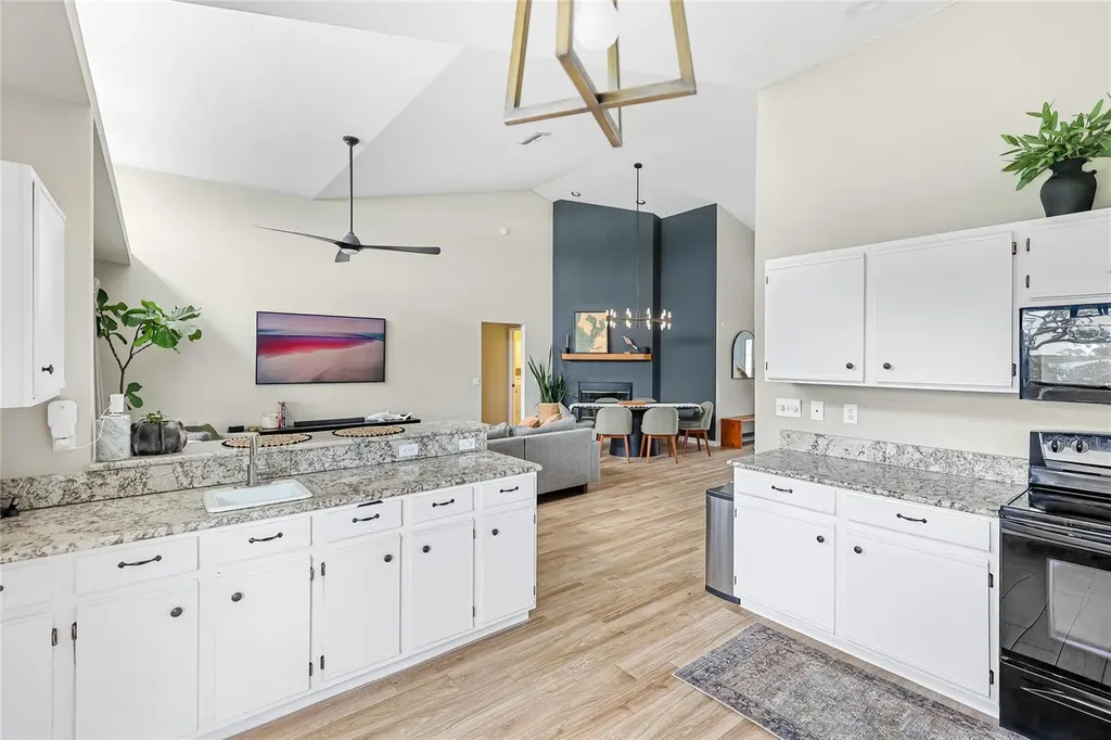 4304 14th Avenue E Bradenton FL 34208