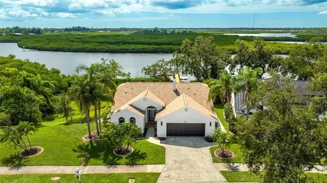 4304 14th Avenue E Bradenton FL 34208