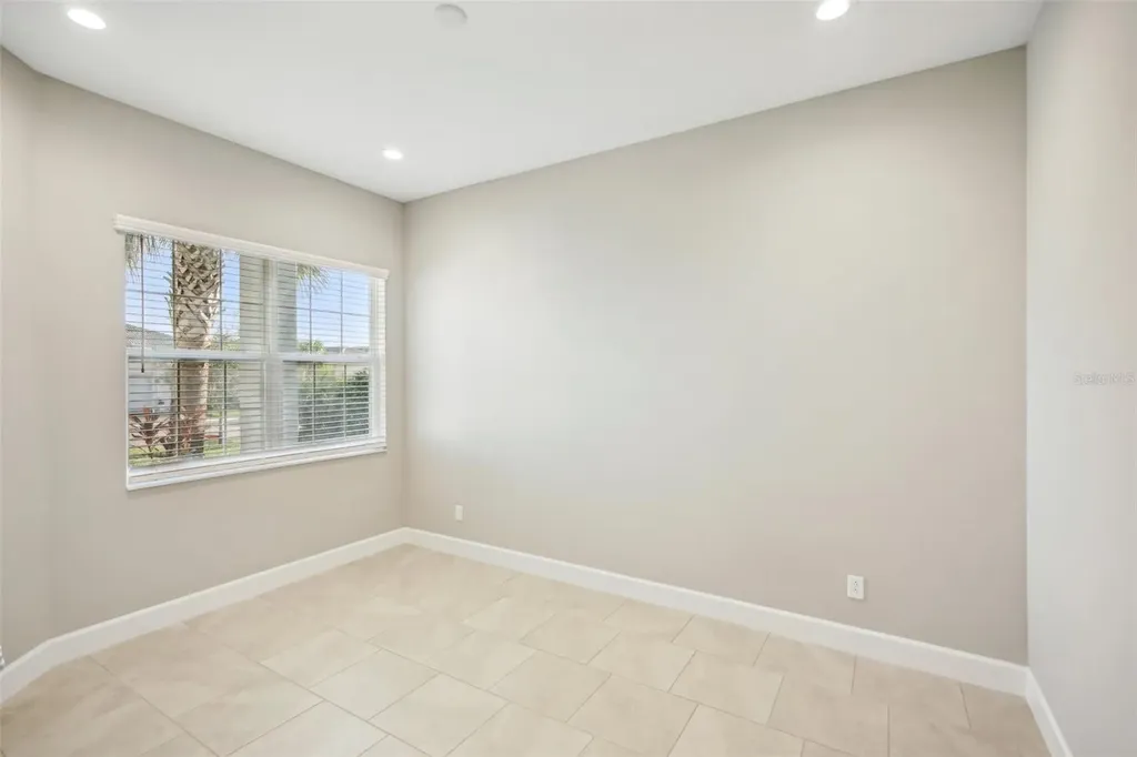 4838 Sevilla Shores Drive Wimauma FL 33598